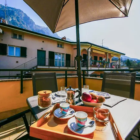Maisonnette Terrace Apartment Lierna